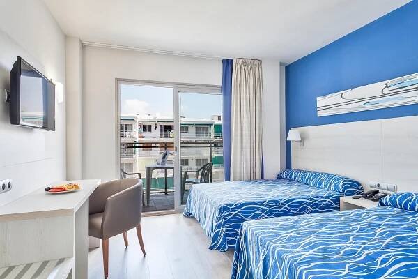 Postel nebo postele na pokoji v ubytování Hotel Best Los Angeles