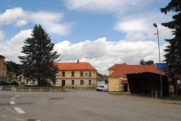 Omlenička, místní část obce Omlenice na Kaplicku.