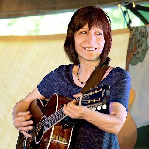 Loretta Hagen - Bio-EPK