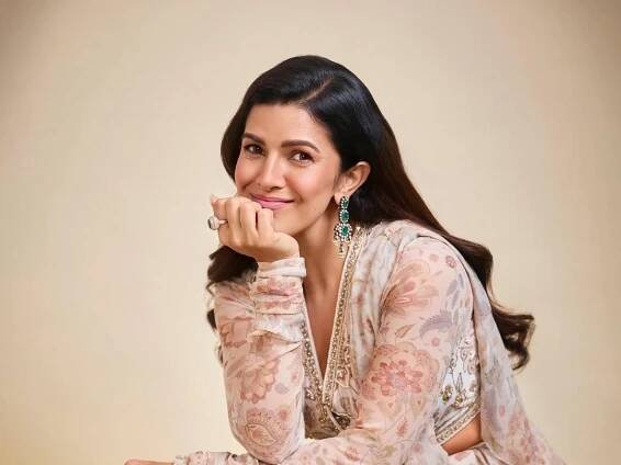 Nimrat Kaur's sari is a love letter to India’s floral textile heritage