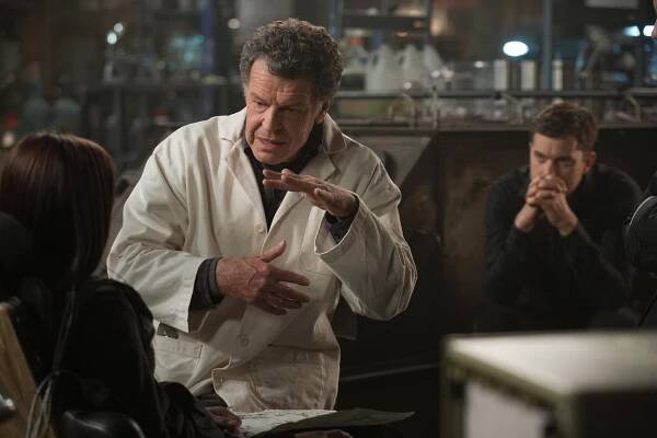 Hranice nemožného - Úhel pohledu - Z filmu - John Noble