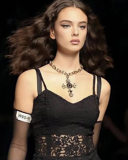 Deva Cassel