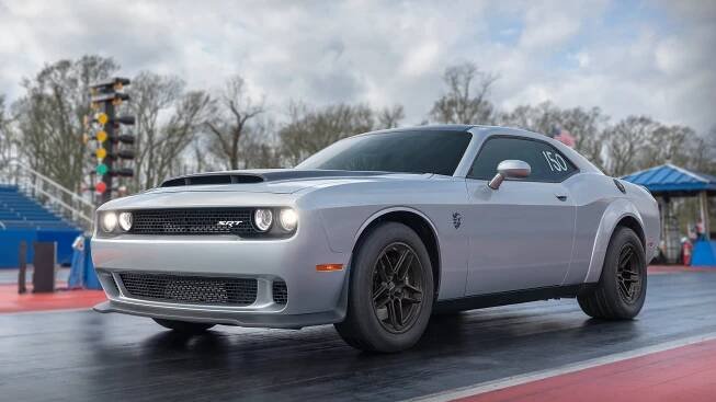 Stellantis Just Dug Up A Badge Dealers Are Dying To Sell Again