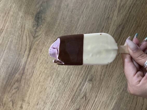 Gelatelli Fusion White and Milk Chocolate with Berries 2 | sweetlifeofmimi.sk