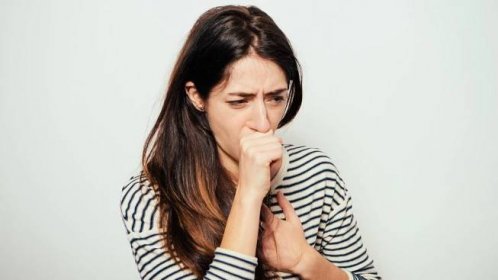 Pálení žáhy, kašel, bolest na hrudi? Neléčený reflux může vést k rakovině! - Proženy.cz