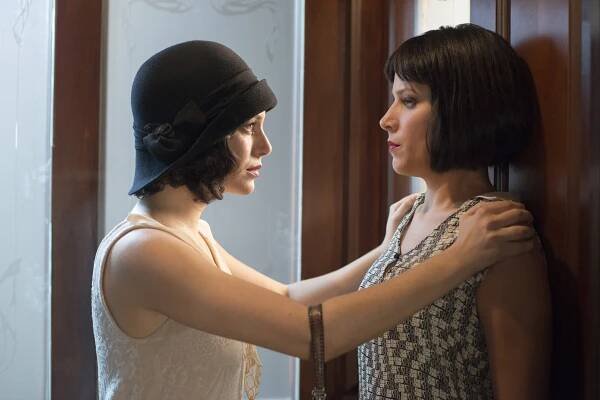 Holky na drátě - 2. kapitola: Vzpomínky - Z filmu - Blanca Suárez