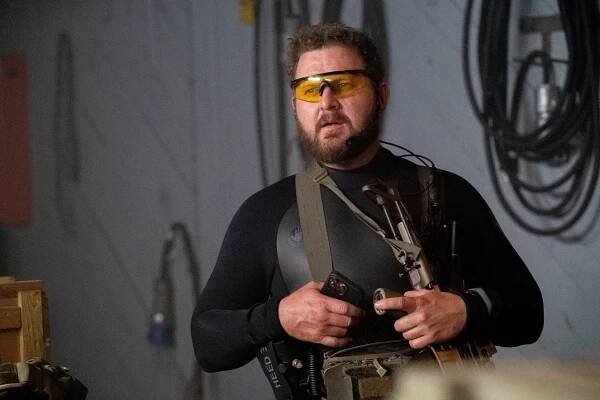 Tým SEAL - Crawl, Walk, Run - Z filmu - A. J. Buckley
