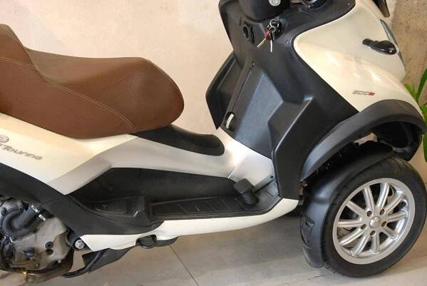 Piaggio MP3 500 LT původ ČR, ŘP skupiny B, 2.maji