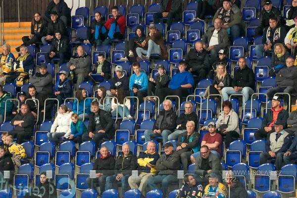 Hokej, II. liga: Slovan Ústí nad Labem - Kobra Praha 3:0.