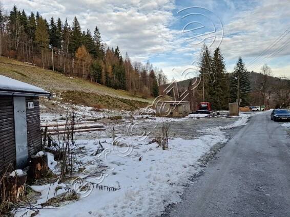 Dražba komerčního pozemku 15547 m², Valašská Bystřice
