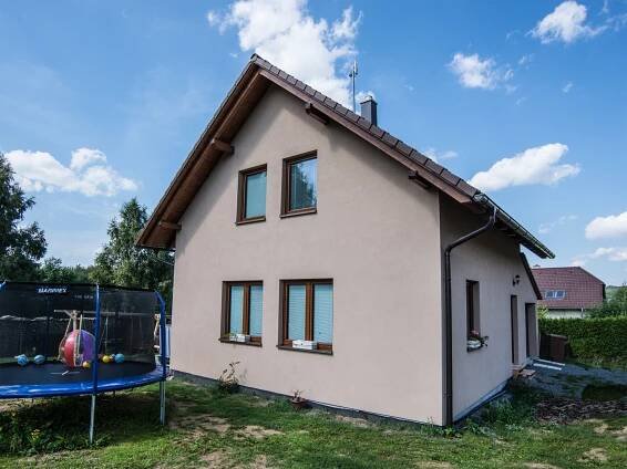 Patrová dřevostavba 4+1 s garáží 
