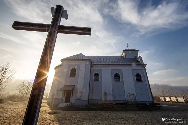 Šikmý kostel Karviná-Doly | DušeKarpat.cz