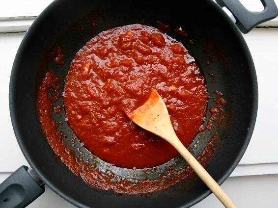 Recept: Omáčka na pizzu z cherry rajčátek