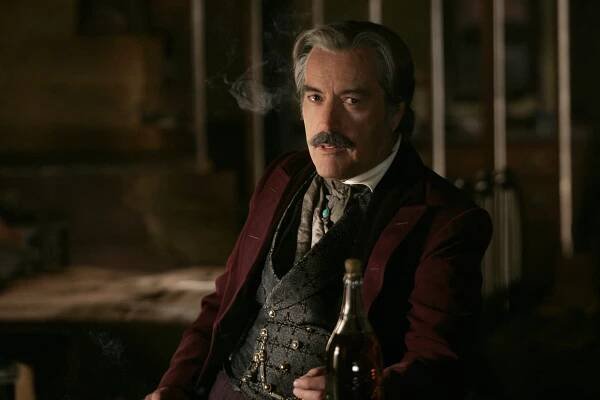 Powers Boothe