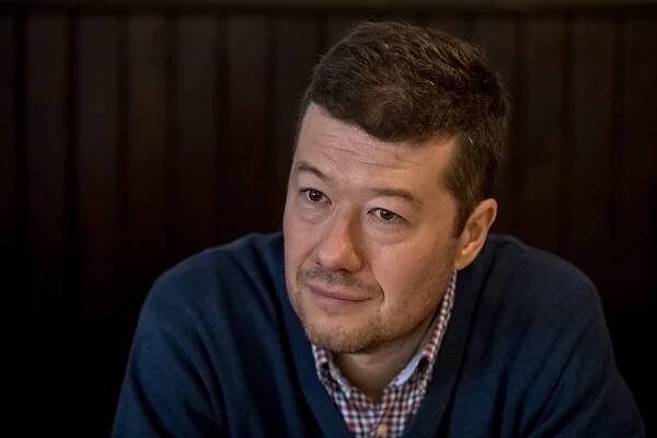 Muž či žena, miliardář nebo člověk z lidu? Koho Češi chtějí na Hradě