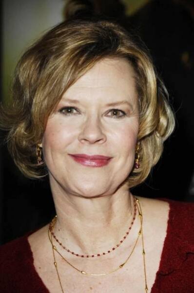 JoBeth Williams at the press conference for Announcement of 13th Annual Screen Actors Guild Awards Nominations, SilverScreen Theater, Los Angeles, CA, January 04, 2007. Photo by: Michael Germana/Everett Collection