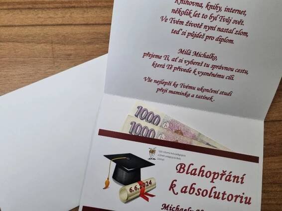 Aranže dárků a přání k promoci a maturitě na objednávku | Služby pro všechny s.r.o. Alena Pštrosová