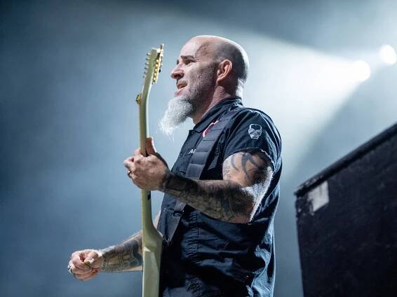 Scott Ian of Anthrax performs