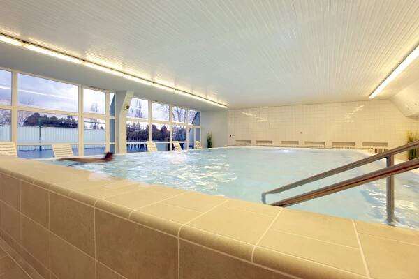 Bazén | Hotel Máj Piešťany