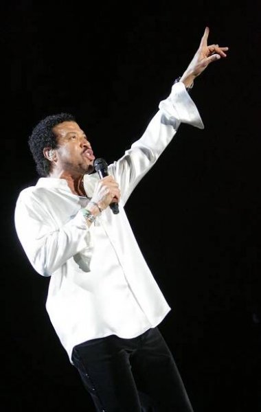 Lionel Richie poskytl rozhovor Blesku: Zamiloval jsem se do Prahy! Po 13 letech veze do Česka největší hity