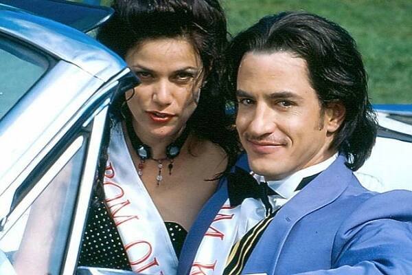 Balík peněz - Z filmu - Linda Fiorentino, Dermot Mulroney