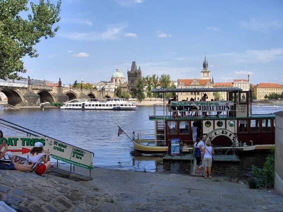 Fotogalerie • Přístaviště Kampa Prague Boats (Přístav) • Mapy.com