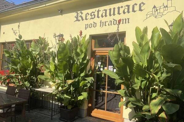 Restaurace POD HRADEM foto 1