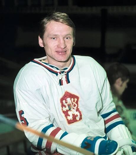 Zemřel Jaroslav Holík. Hokejové legendě bylo 72 let
