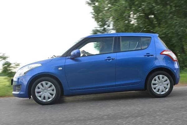 Zapomeňte na velká a rozežraná SUV. Tohle je spolehlivá čtyřkolka, jejíž provoz stojí pár korun