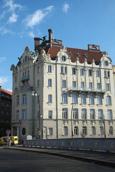 Soubor:Prag Masaryk-Quai Goethe-Institut 519.jpg – Wikipedie