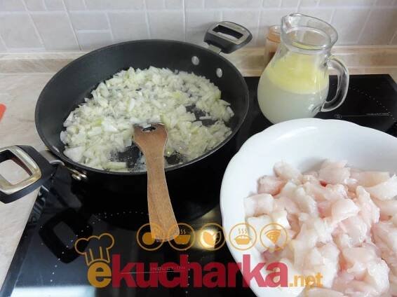 Guláš ze sumce video recept | Videokuchařka.cz