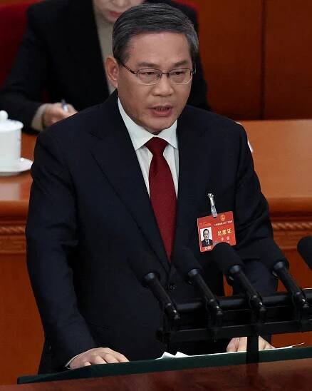 Exclusive: Chinese Premier Li to skip meeting with global CEOs at key business summit