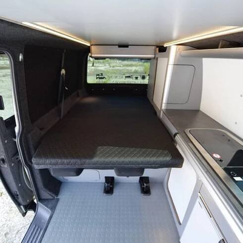 VBcamp.cz | Kompletní kempingové vestavby VW Transporter T5/T6