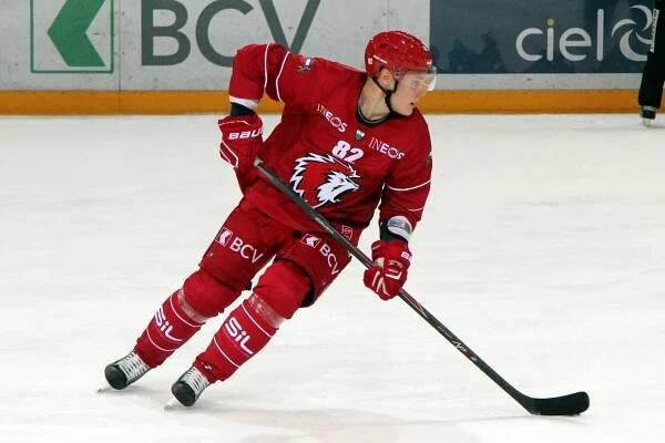 Soubor:NLA, Lausanne HC vs. Genève-Servette HC, 26th September 2014 38 - cropped.jpg