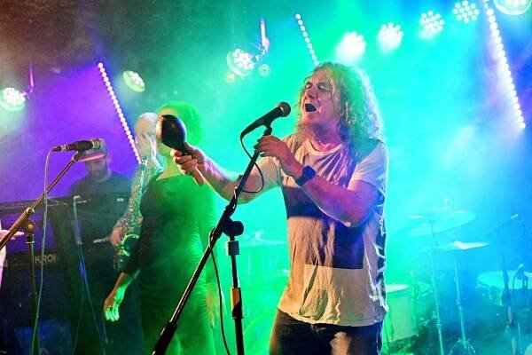 Švihadlo a Útulek fest? "Ústí bavíme vždy rádi," zní z kapely