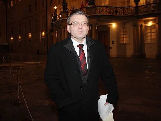 Jan Bubeník, mladý hrdina listopadu '89: Cítím hanbu, že nadbíháme Rusku. Máme se mnohonásobně lépe. Když potkám Marka Bendu