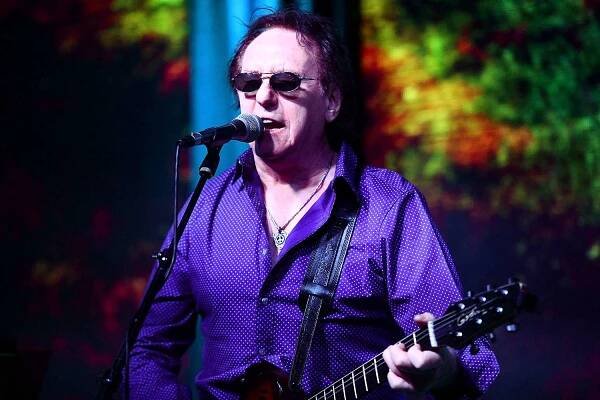 Denny Laine In Concert