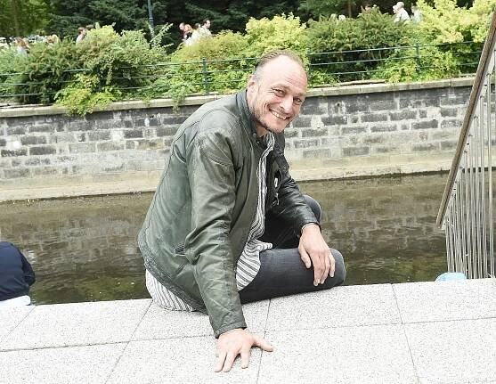 Už hrál ďábla i upíra: Kterou pohádkovou postavu si charismatický český herec střihne nyní?