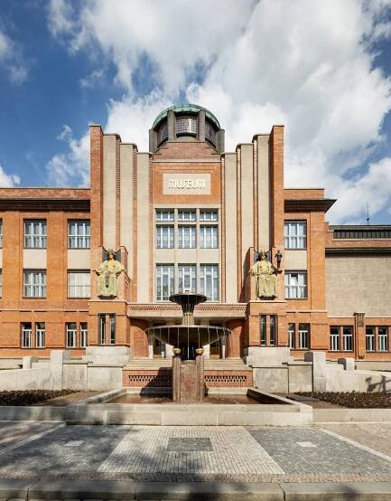 Muzeum východních Čech – Wikipedie