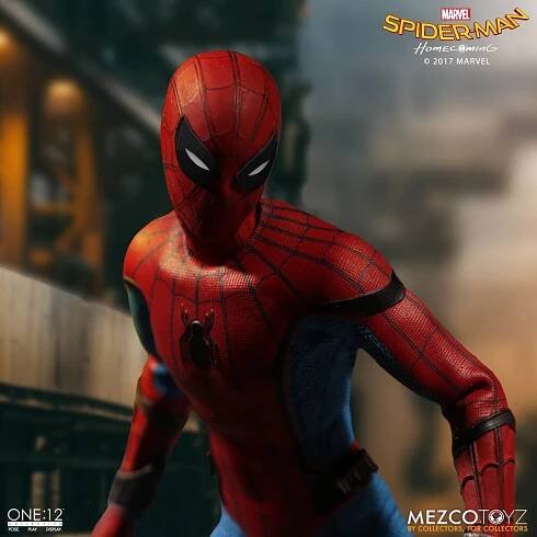 Mezco One:12 Collective Spider-Man Homecoming -4ColorHeroes