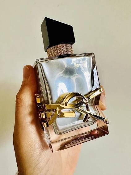 Libre L'Absolu Platine Yves Saint Laurent pro ženy