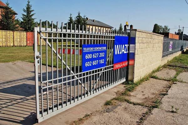 PRO-STORAGE - Dogodny dojazd do wynajmowanego magazynu