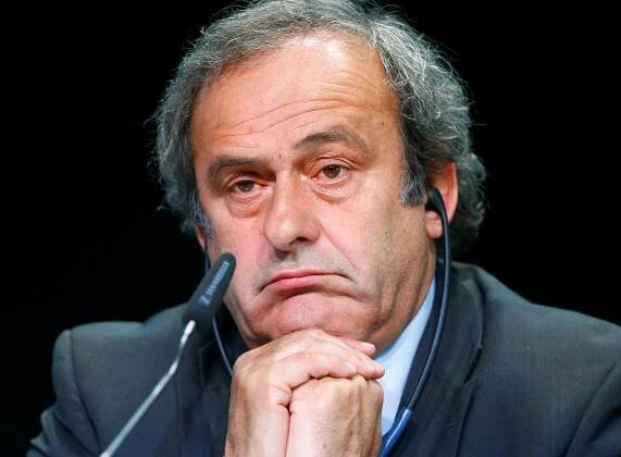 Platini rezignuje na post předsedy UEFA, trest mu byl jen snížen