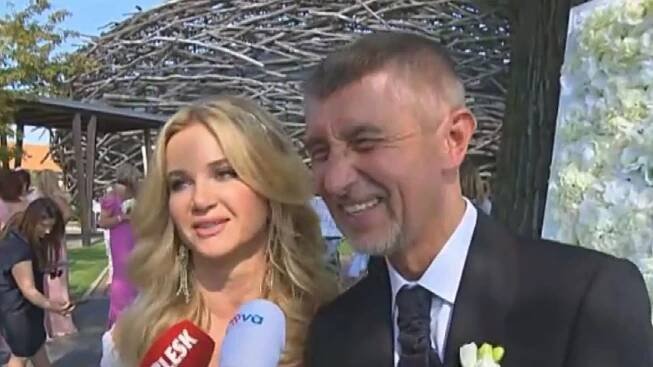 Monika nevyloučila nový vztah. Nejsme jako Soukup a Hanychová, rýpl si Babiš