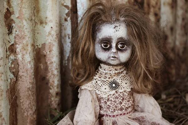 Skutečný příběh démonické panenky Annabelle