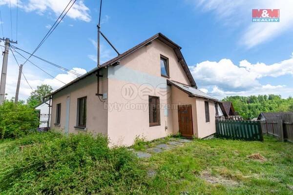 Dvorce, okres Bruntál