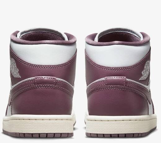 Boty Nike Jordan Dámské - Dámská obuv - stylová dámská obuv - Allegro