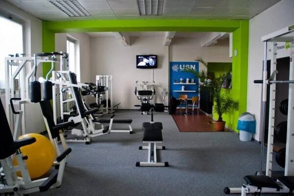 Fitness Radotín - posilovna Praha 5 | Fiton.cz