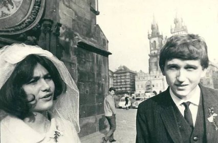 Svatební fotografie. Václav Kučera a Helena Kučerová, rok 1965