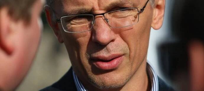 Igor Larionov při památečních akcích v Jaroslavli, která si připomněla smutné výročí letecké katastrofy